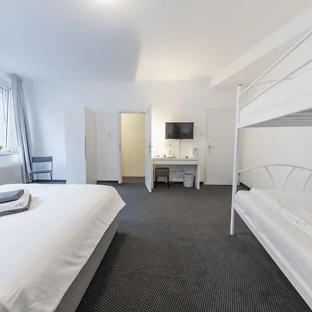 بيرولينا هاوس 3* دوسلدورف