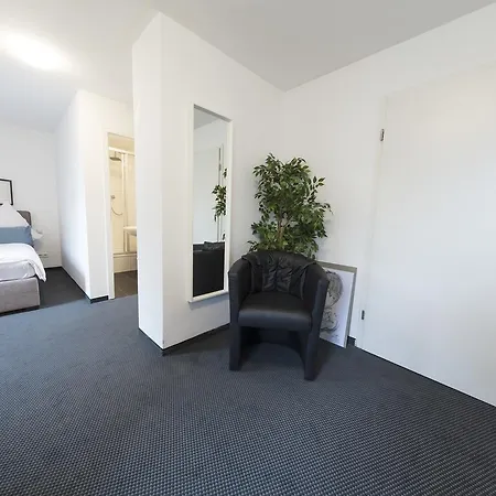 بيرولينا هاوس 3*