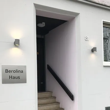 Berolina Haus Han/Misafirhane 3*