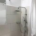 بيت ريفي بيرولينا هاوس